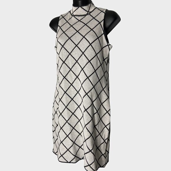 Romeo & Juliette Couture Womens Sleeveless Sweater Dress Size Medium - Picture 2 of 5